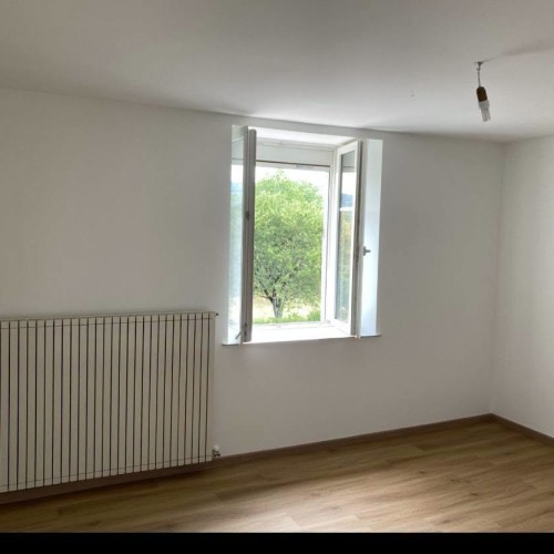 Photo : A louer belle maison en pierre 