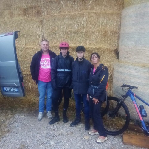 Photo : UNE MARCHE ROSE PLEINE DE SOLIDARITÉ ! 
