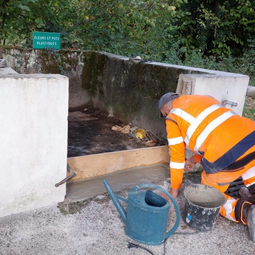 Photo : Modification des poubelles 